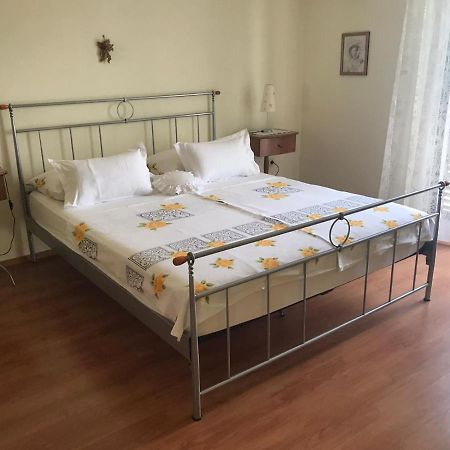 Apartmani Katarina Бол Екстер'єр фото
