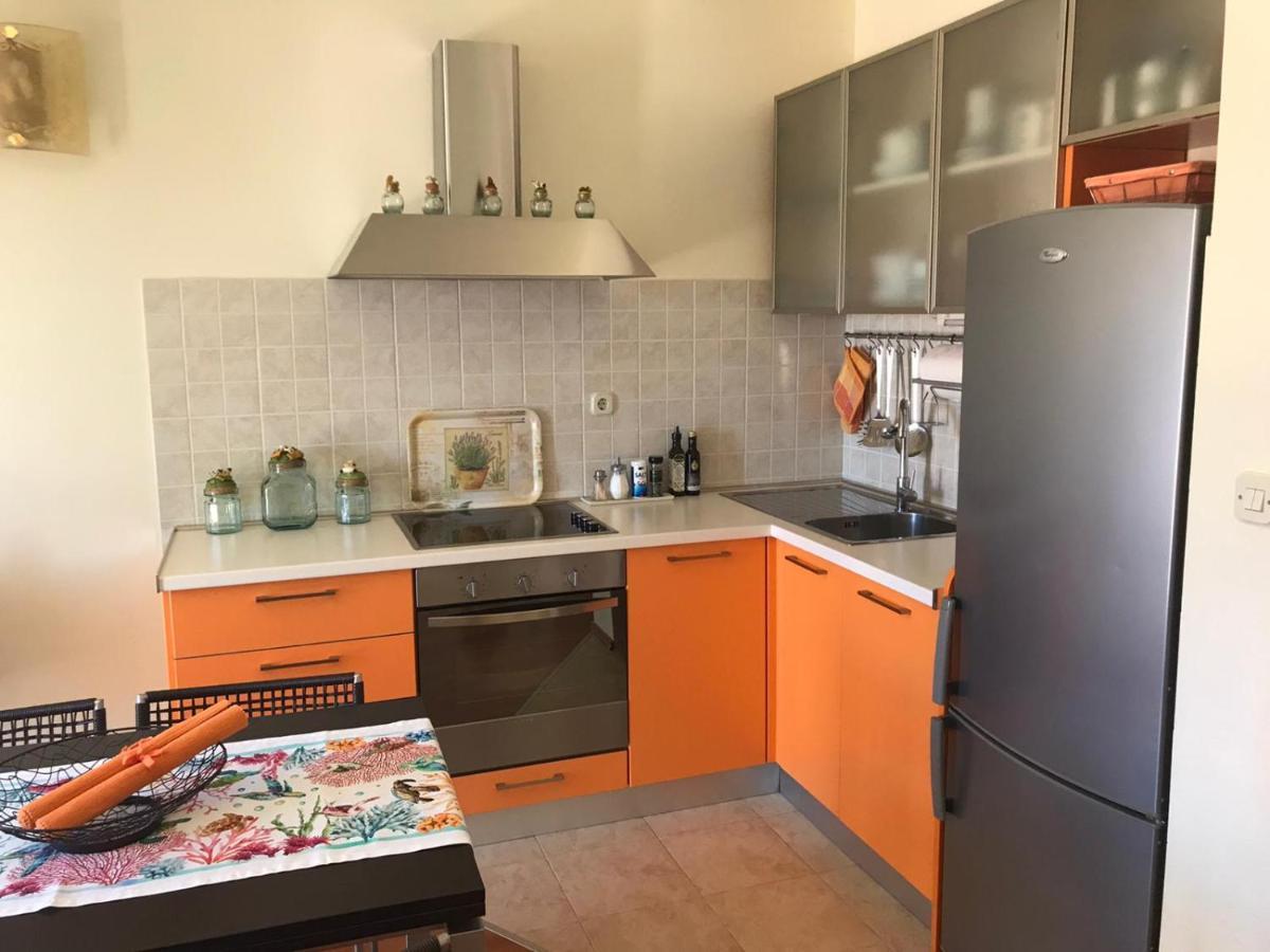 Apartmani Katarina Бол Екстер'єр фото