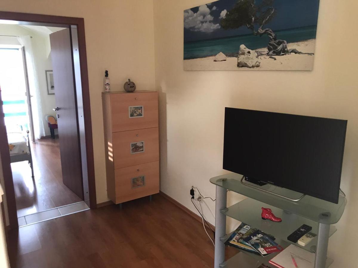 Apartmani Katarina Бол Екстер'єр фото