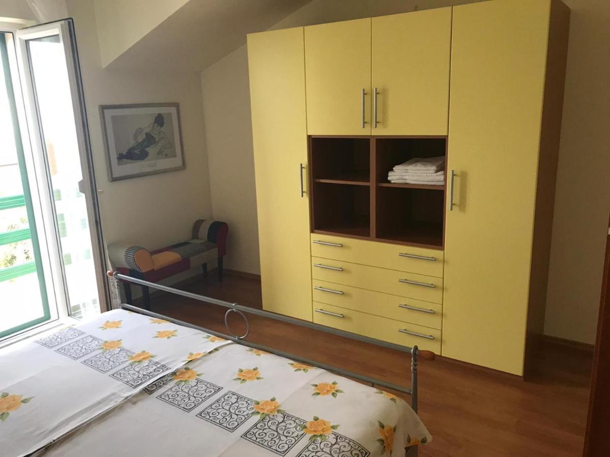 Apartmani Katarina Бол Екстер'єр фото