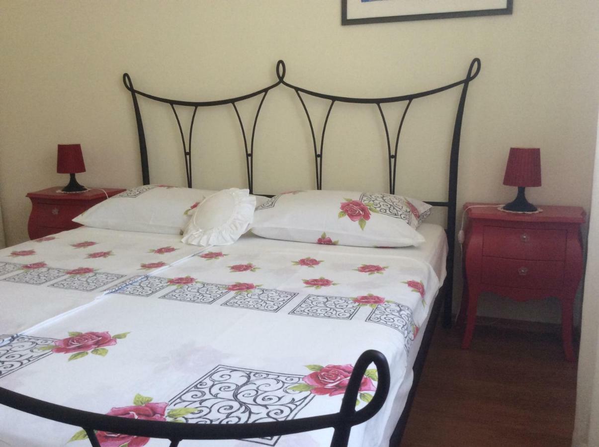 Apartmani Katarina Бол Екстер'єр фото